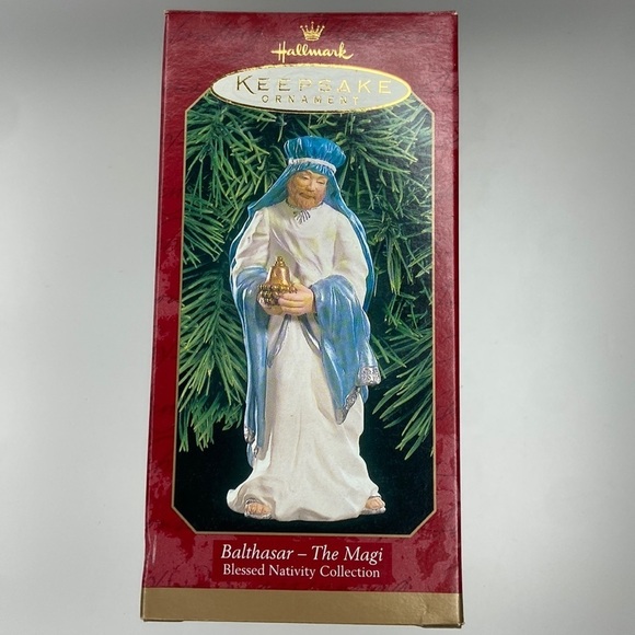 Hallmark Keepsake Balthasar The Magi Blesses Nativity Collection Ornament 1999 - Picture 1 of 11
